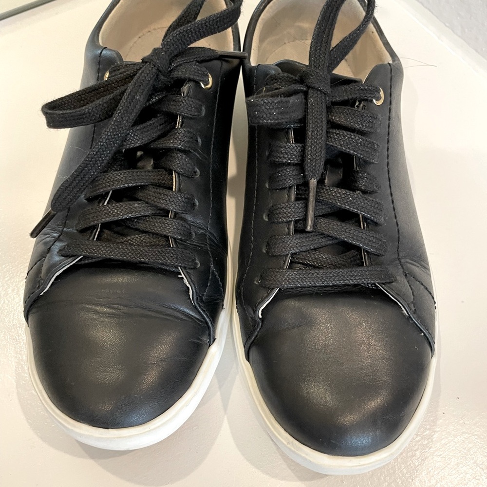 COLE HAAN Grand Crosscourt Sneaker in black size 6